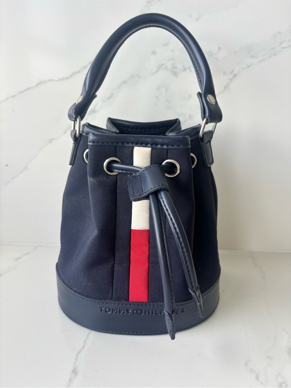 Tommy Hilfiger Vintage Navy Drawstring Bucket Bag Navy Blue Red & White Stripe - Picture 9 of 9